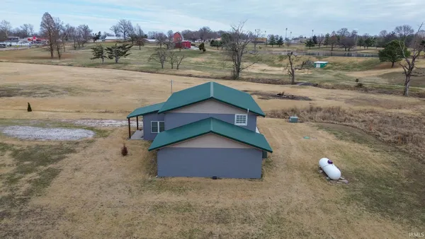 $229,000 | 1000 A West Morton Street, Oakland City, IN 47660