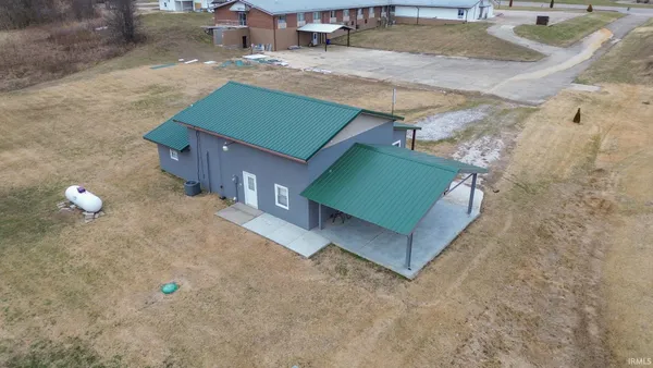 $229,000 | 1000 A West Morton Street, Oakland City, IN 47660