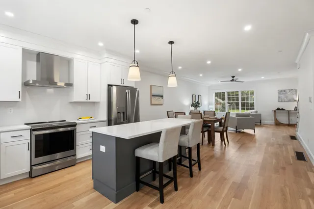 $675,000 | 67 Groton Road, Unit C, Nashua, NH 03062