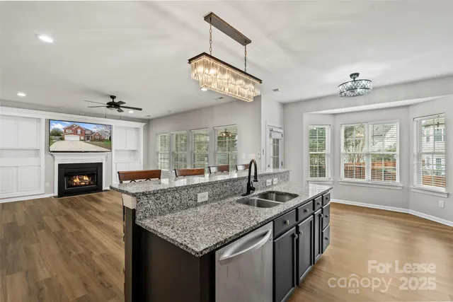 $2,695 | 11012 Southfield Drive, Charlotte, NC 28273