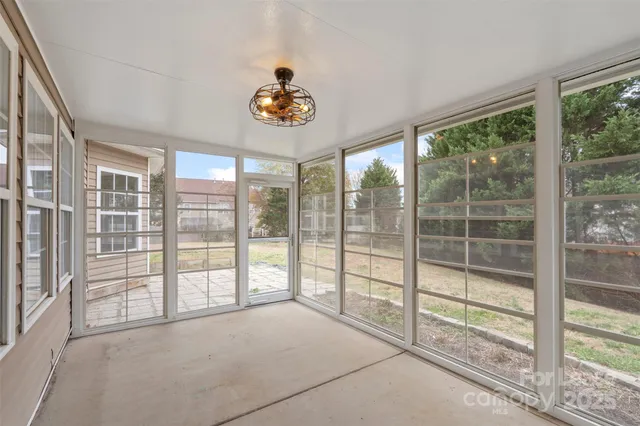 $2,695 | 11012 Southfield Drive, Charlotte, NC 28273