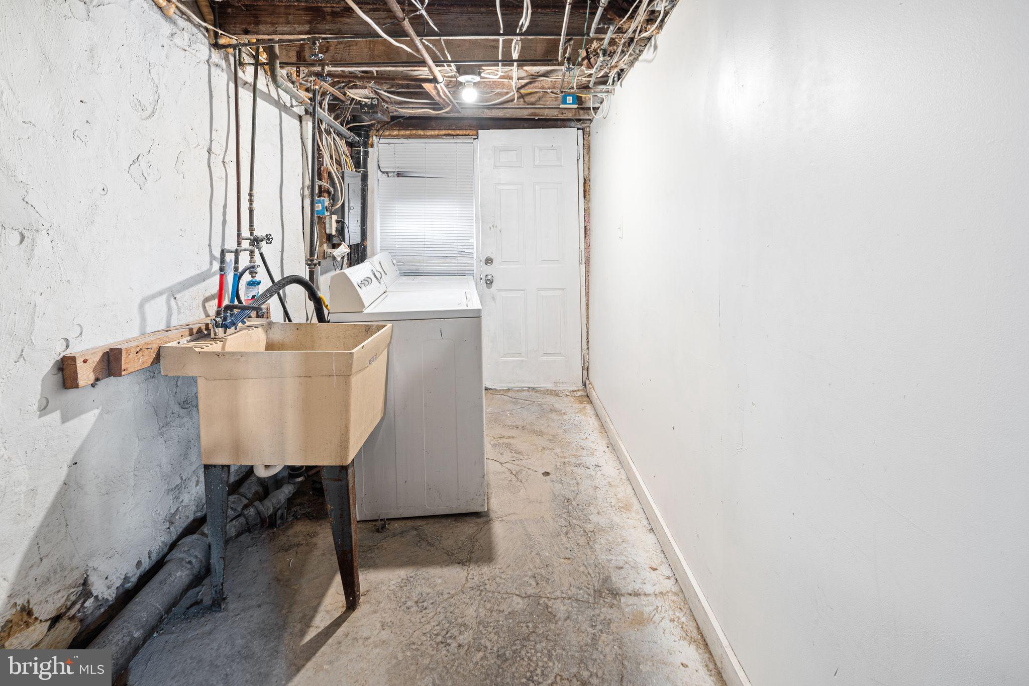 7010 Atlantic Avenue Upper Darby, PA 19082 - Photo 12 of 14