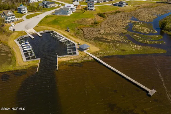 $3,650 | 113 Bogue Harbor Court, Newport, NC 28570