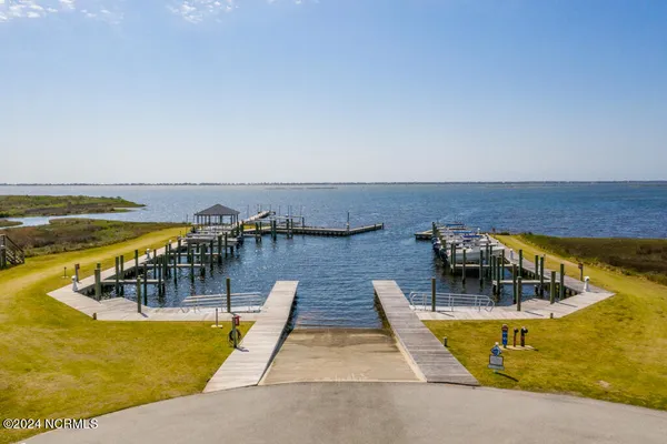 $3,650 | 113 Bogue Harbor Court, Newport, NC 28570