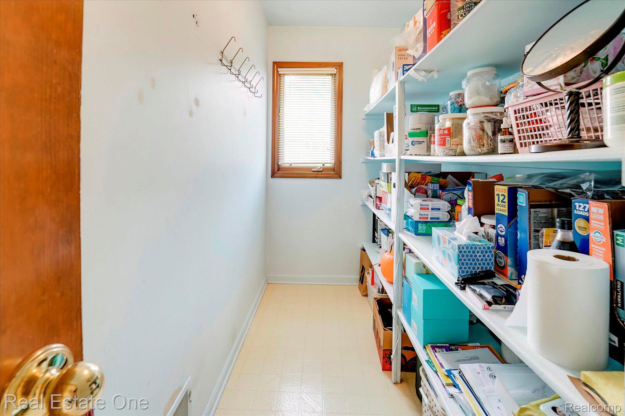 1274 Kingspath Drive Rochester, MI 48306 - Photo 20 of 51 Gallery Image 20