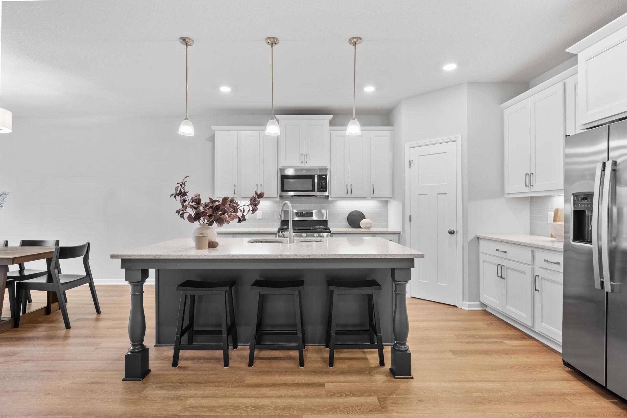 14366 Kingsview Lane North Dayton, MN 55327 - Photo 2 of 37