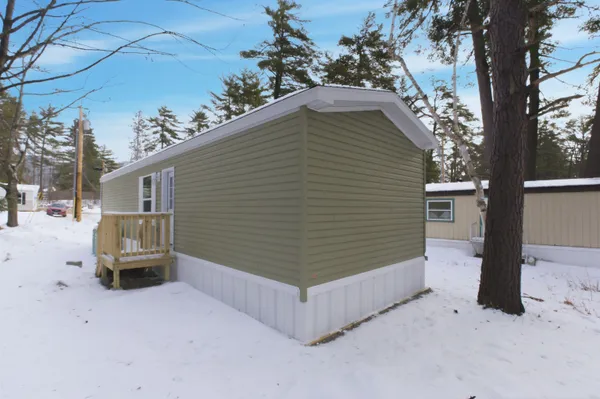 $137,990 | 64 Okeefes Circle, Conway, NH 03860