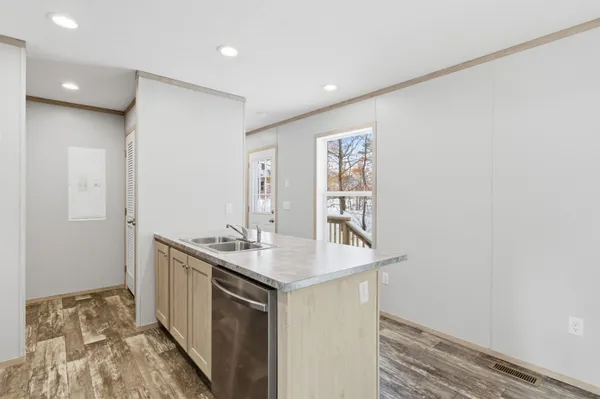 $137,990 | 64 Okeefes Circle, Conway, NH 03860