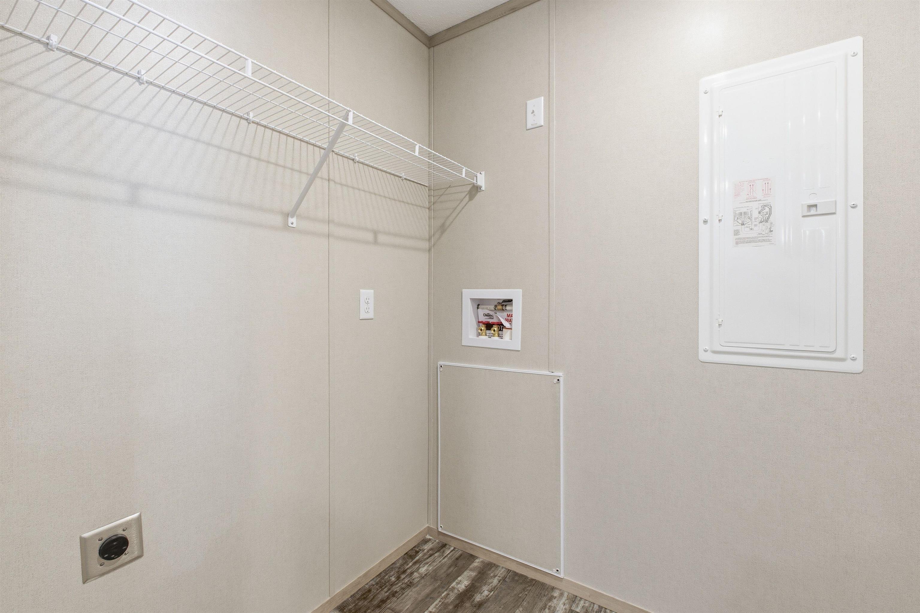 64 Okeefes Circle Conway, NH 03860 - Photo 9 of 49