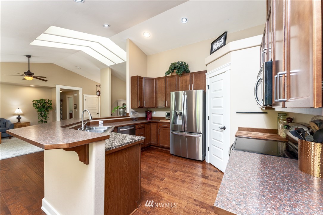 5550 Navarre Coulee Road Chelan, WA 98816 - Photo 11 of 40 Gallery Image 11