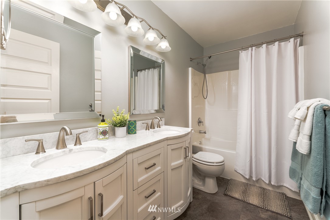 5550 Navarre Coulee Road Chelan, WA 98816 - Photo 19 of 40 Gallery Image 19