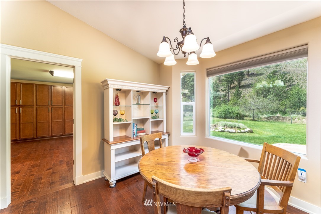 5550 Navarre Coulee Road Chelan, WA 98816 - Photo 21 of 40 Gallery Image 21