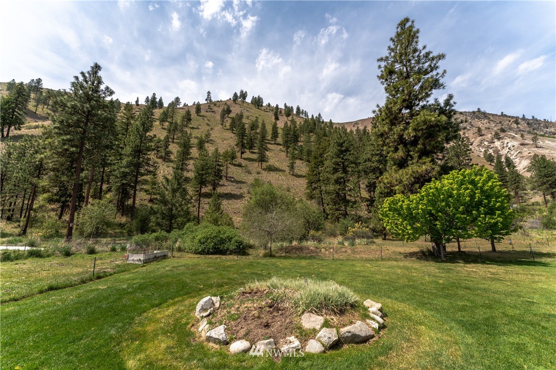 5550 Navarre Coulee Road Chelan, WA 98816 - Photo 33 of 40 Gallery Image 33