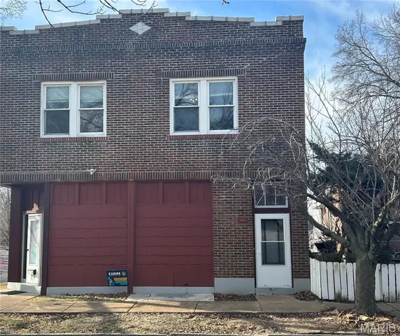 $195,000 | 3700 Osceola Street, St. Louis, MO 63116