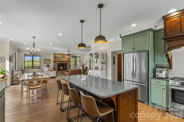 $1,925,000 | 1267 Ten Whigs Ridge, Nebo, NC 28761