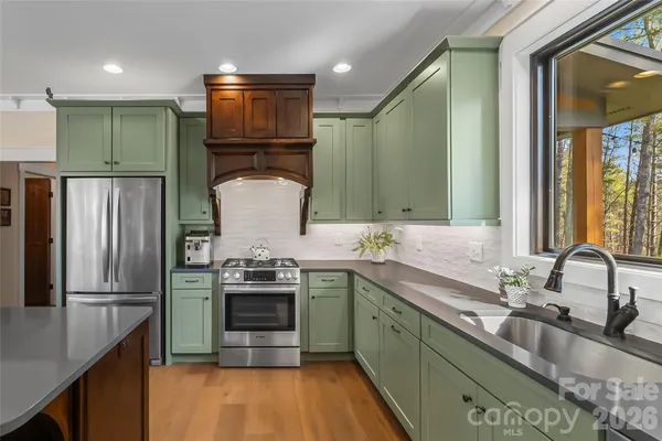 $1,925,000 | 1267 Ten Whigs Ridge, Nebo, NC 28761