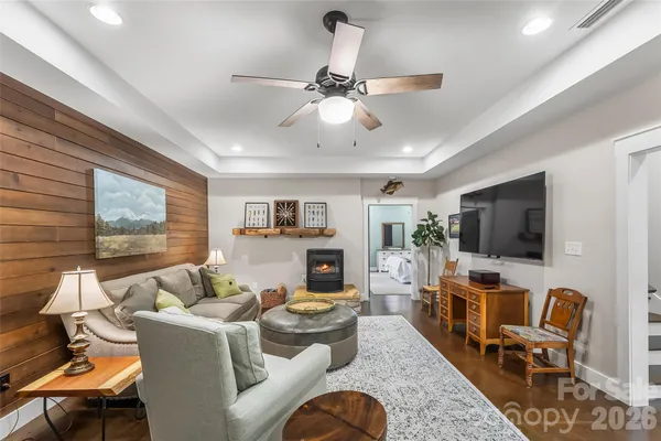 $1,925,000 | 1267 Ten Whigs Ridge, Nebo, NC 28761