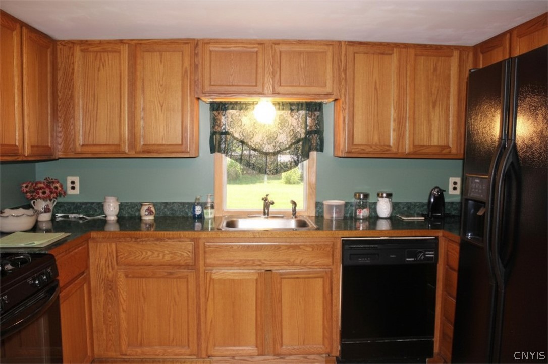 241 Mellon Road Amboy, NY 13493 - Photo 10 of 42