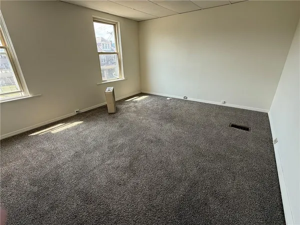 $105,000 | 122 Greydon Avenue, McKees Rocks, PA 15136