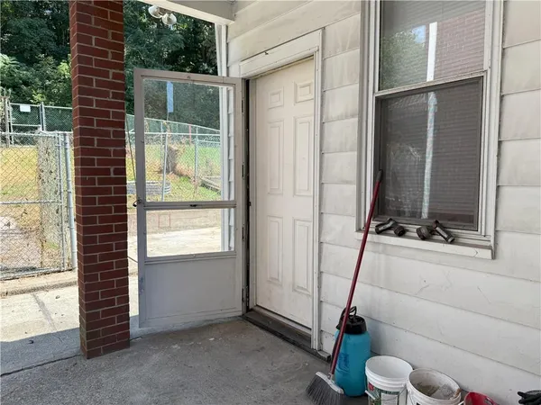$105,000 | 122 Greydon Avenue, McKees Rocks, PA 15136