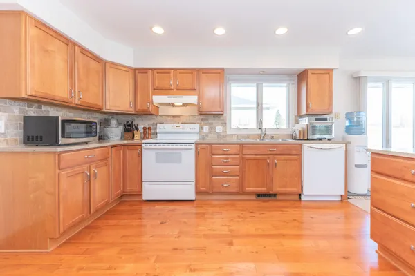 $399,900 | 116 Joann Trail, Saline, MI 48176