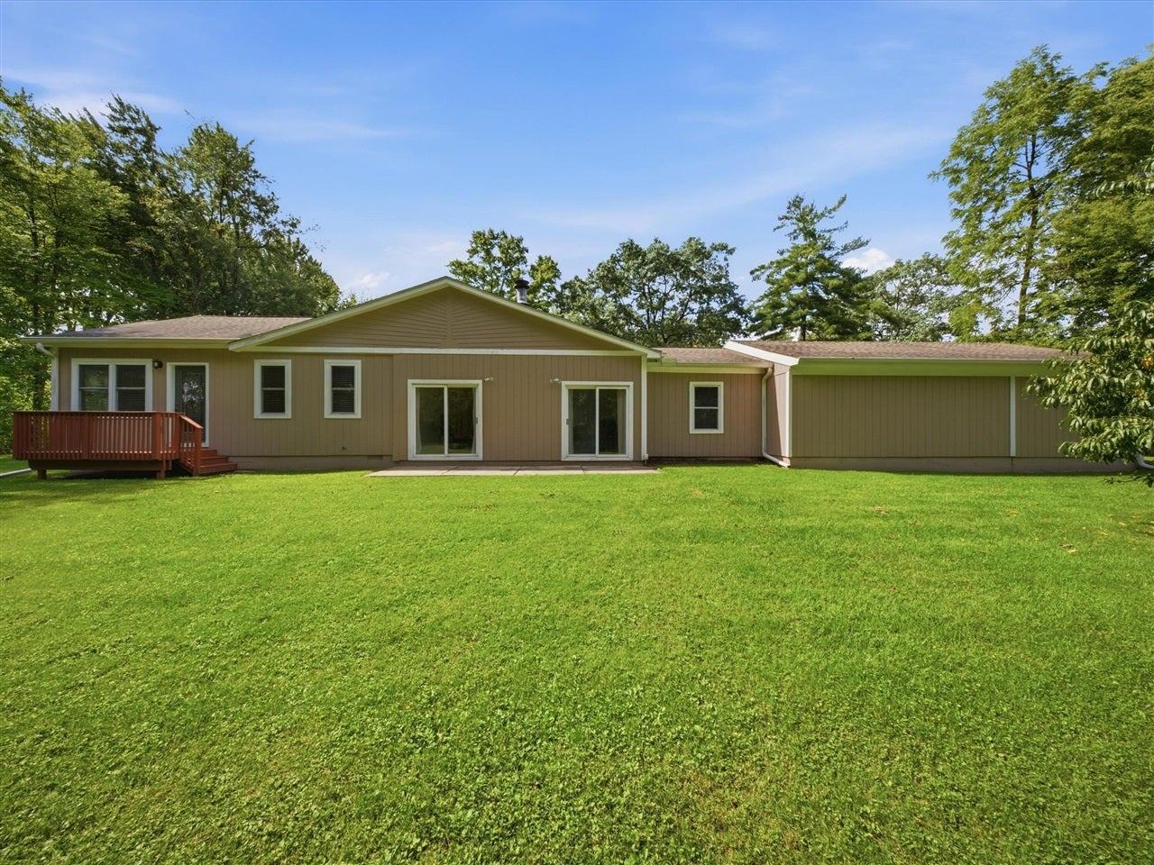 4493 Clifford Road Brighton, MI 48116 - Photo 49 of 69 Gallery Image 49