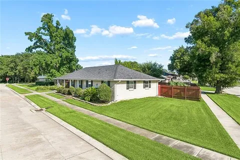 $260,000 | 6728 Carmen Street, Metairie, LA 70003