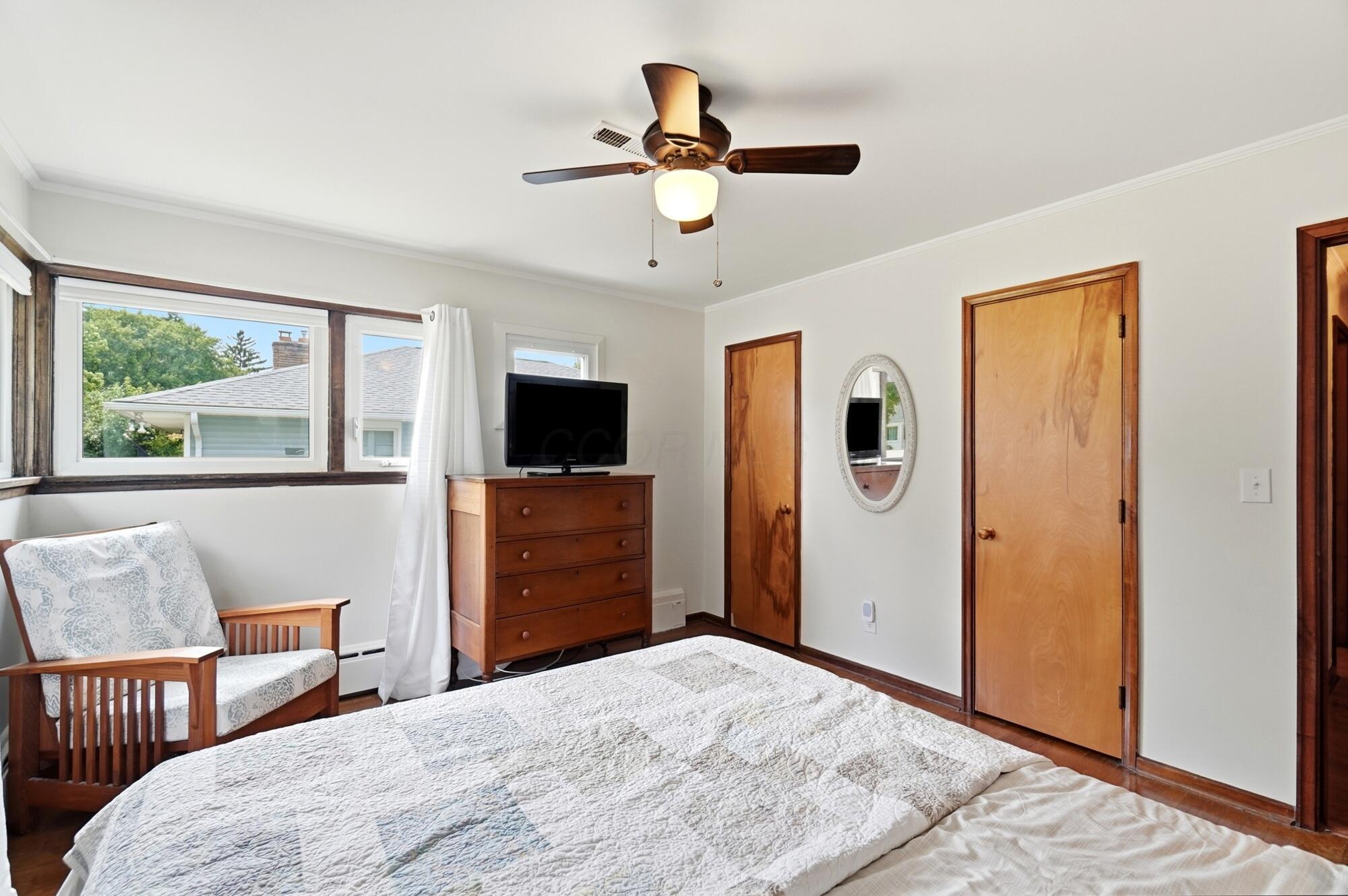 622 East Beaumont Road Columbus, OH 43214 - Photo 27 of 56 Bedroom One