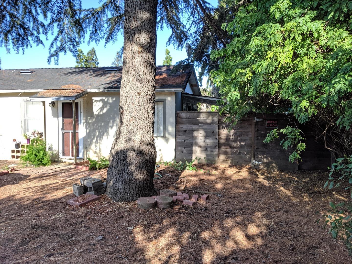 22632 Alcalde Road Cupertino, CA 95014 - Photo 28 of 34 Gallery Image 28
