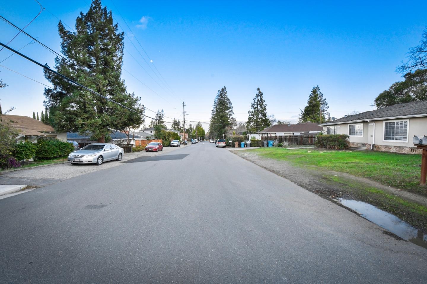 22632 Alcalde Road Cupertino, CA 95014 - Photo 34 of 34 Gallery Image 34