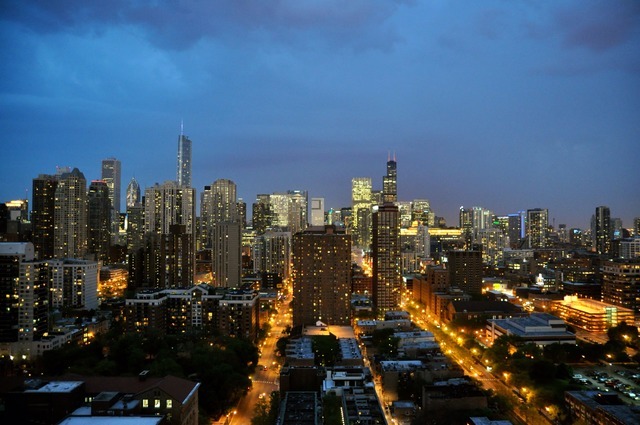 111 West Maple Street, Unit 2806 Chicago, IL 60610 - Photo 10 of 12