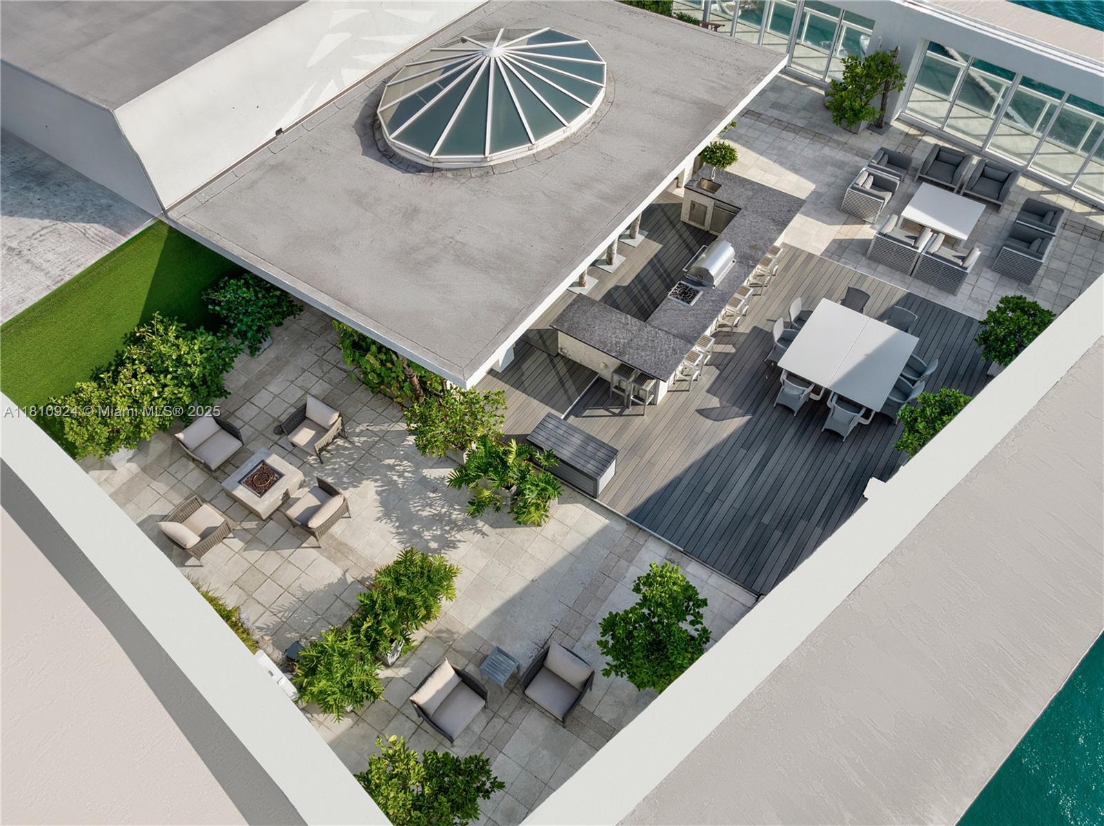 450 Alton Road, Unit PH1 Miami Beach, FL 33139 - Photo 9 of 47 an aerial view of a house