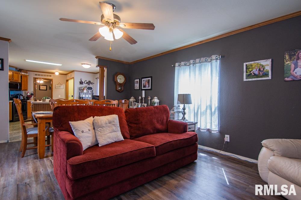 7537 River Bend Road Benton, IL 62812 - Photo 11 of 29 Gallery Image 11
