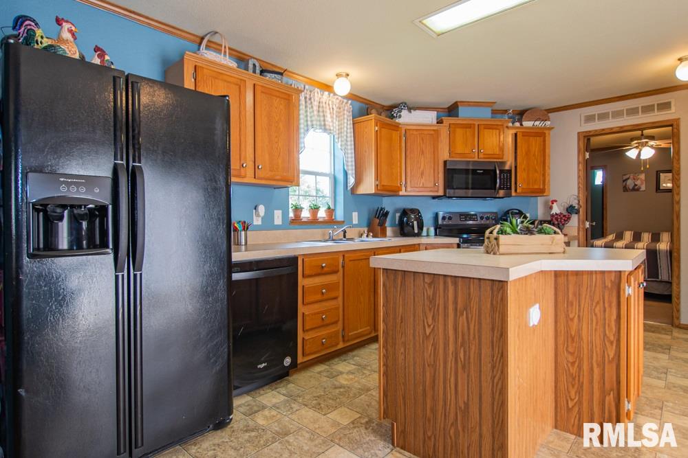 7537 River Bend Road Benton, IL 62812 - Photo 15 of 29 Gallery Image 15
