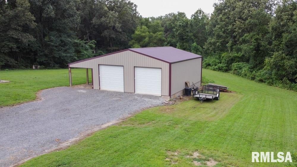 7537 River Bend Road Benton, IL 62812 - Photo 4 of 29 Gallery Image 4