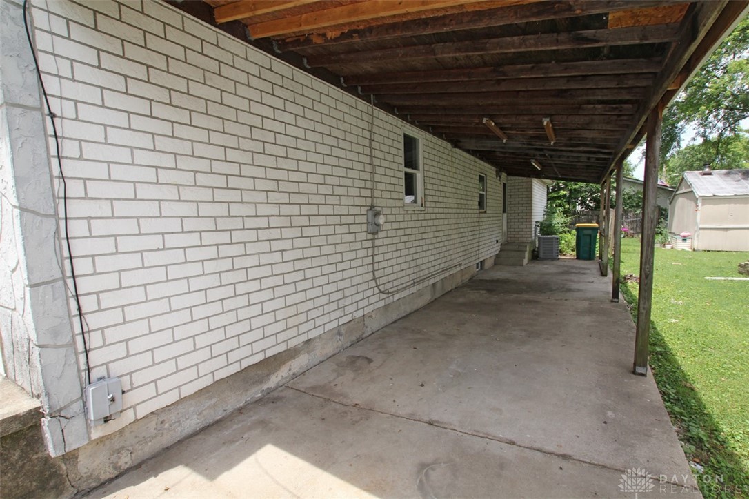 3705 Clearview Road Dayton, OH 45439 - Photo 3 of 22
