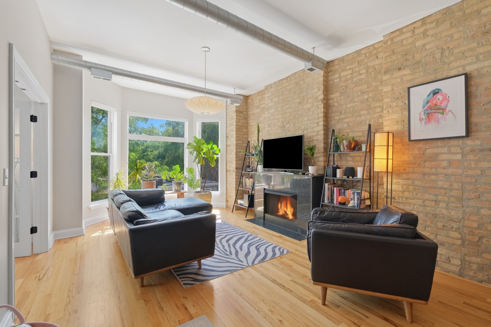 1245 West George Street, Unit 201 Chicago, IL 60657 - Photo 4 of 25