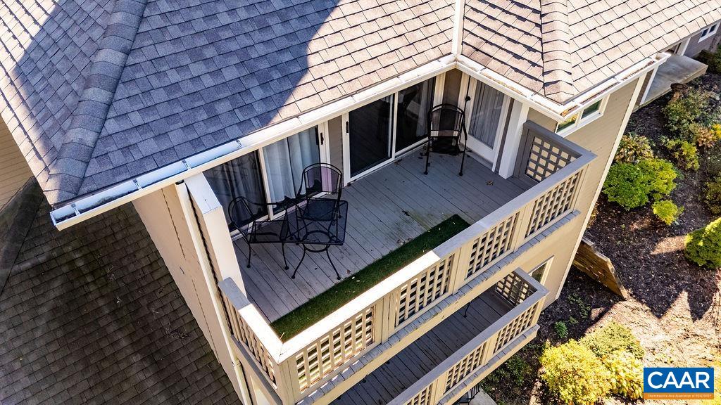 2048 Stone Ridge Wintergreen, VA 22967 - Photo 2 of 36 a balcony with wooden floor