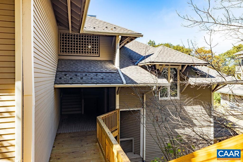 2048 Stone Ridge Wintergreen, VA 22967 - Photo 36 of 36 a view of a house with a patio