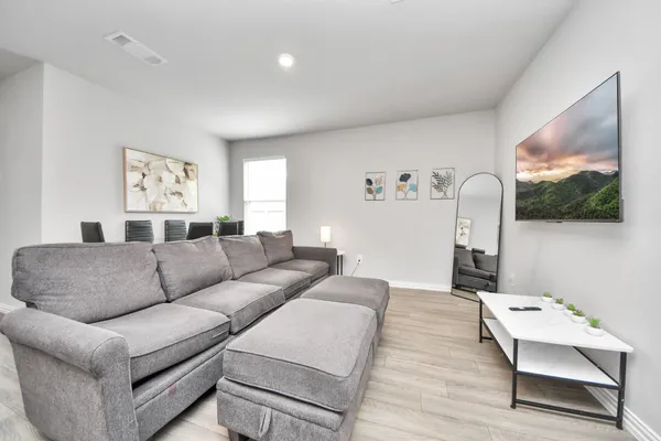 $1,750 | 9027 Madera Road, Unit A, Houston, TX 77078