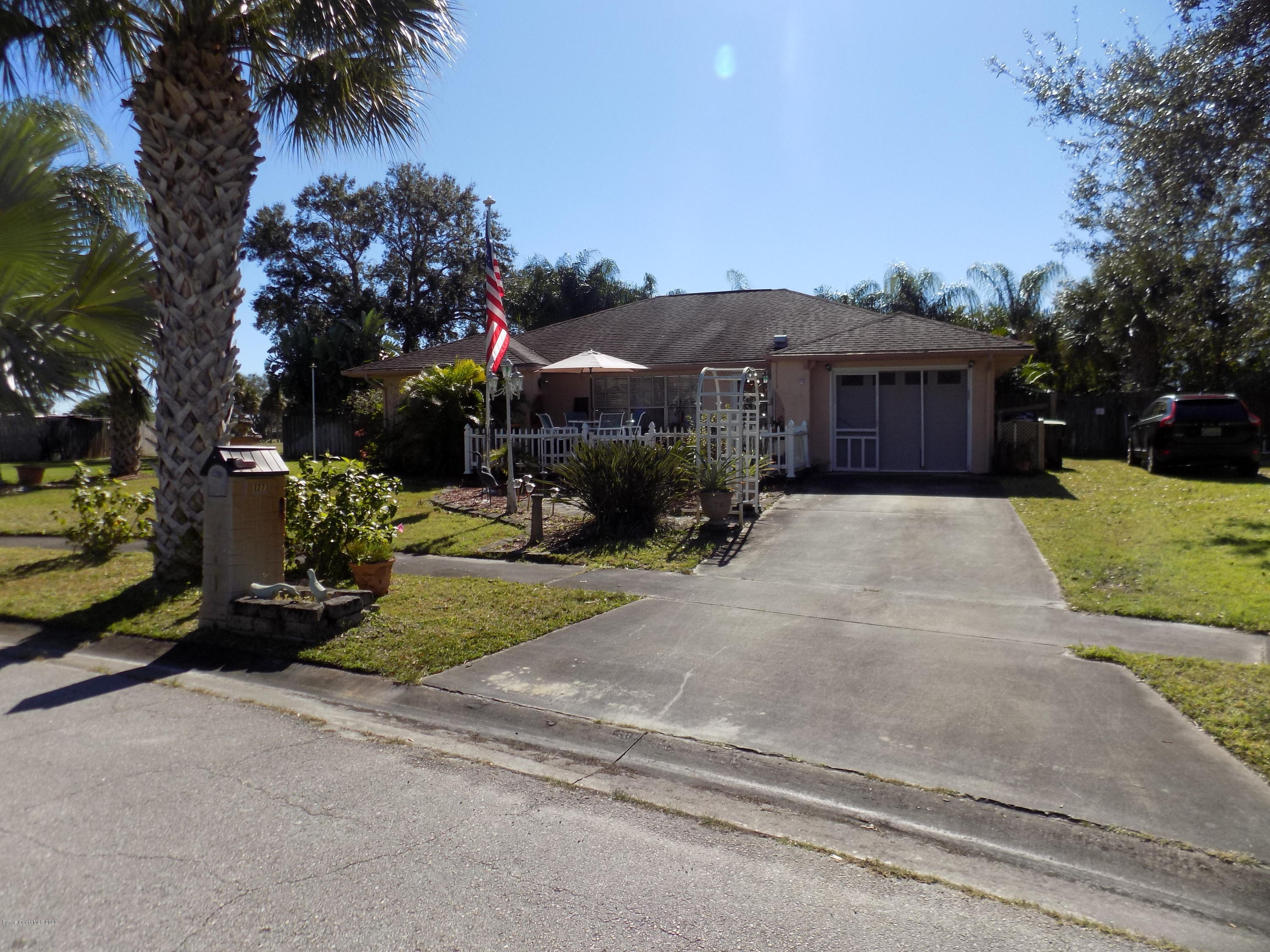 1271 Creel Road Northeast Palm Bay, FL 32905 - Photo 1 of 33 Front of house