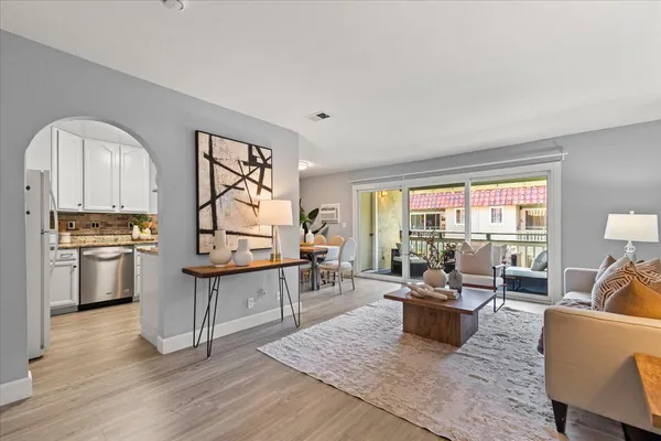 $3,195 | 221 Kiely Boulevard, Unit B, Santa Clara, CA 95051