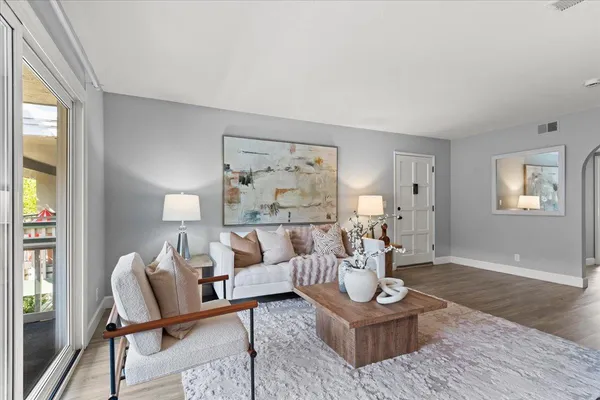 $3,195 | 221 Kiely Boulevard, Unit B, Santa Clara, CA 95051