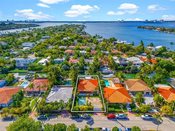 $2,980,000 | 7970 Hawthorne Avenue, Miami Beach, FL 33141