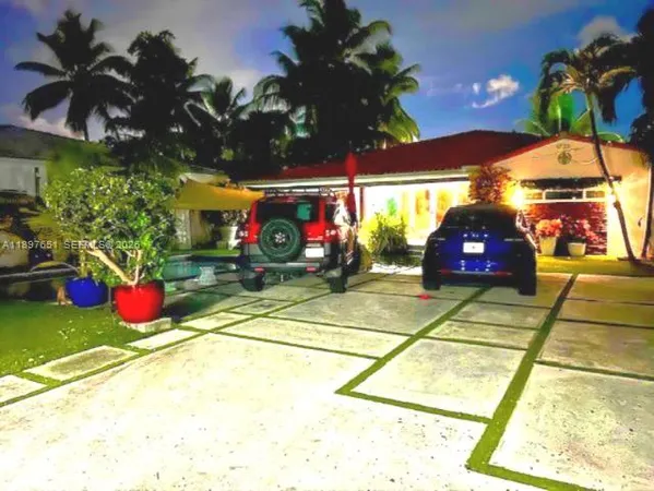 $2,980,000 | 7970 Hawthorne Avenue, Miami Beach, FL 33141