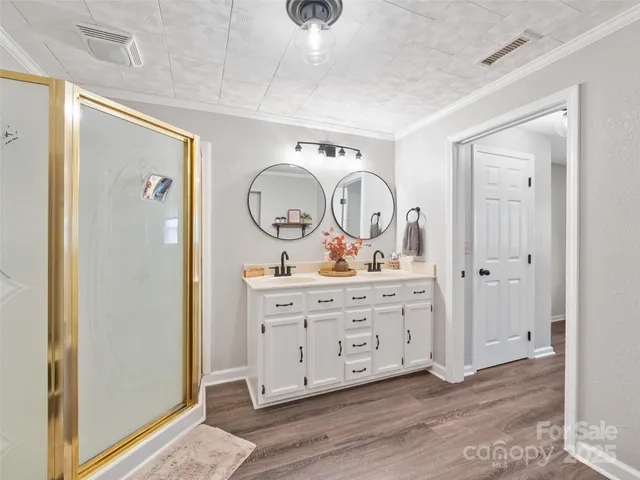 $385,000 | 12240 Highway 226, Bakersville, NC 28705