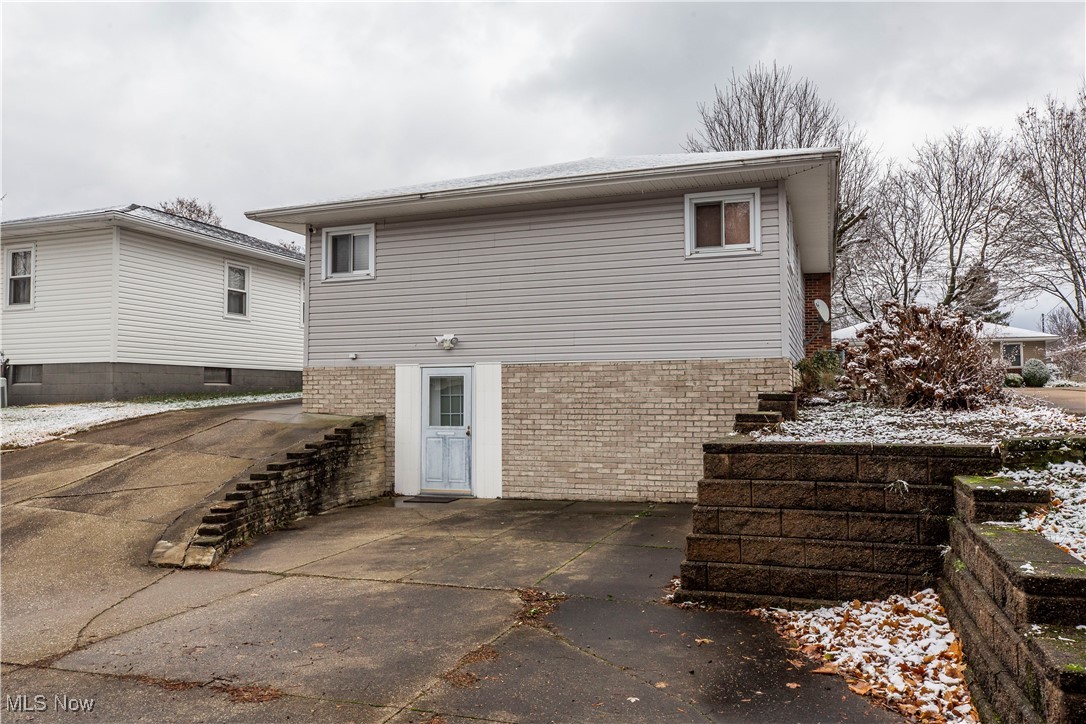 466 Stephens Road Akron, OH 44312 - Photo 8 of 42