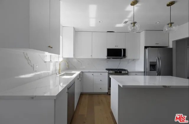 $1,299,000 | 16130 Devonshire Street, Granada Hills, CA 91344