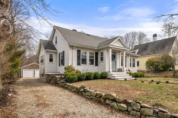 $1,050,000 | 386 Country Way, Scituate, MA 02066