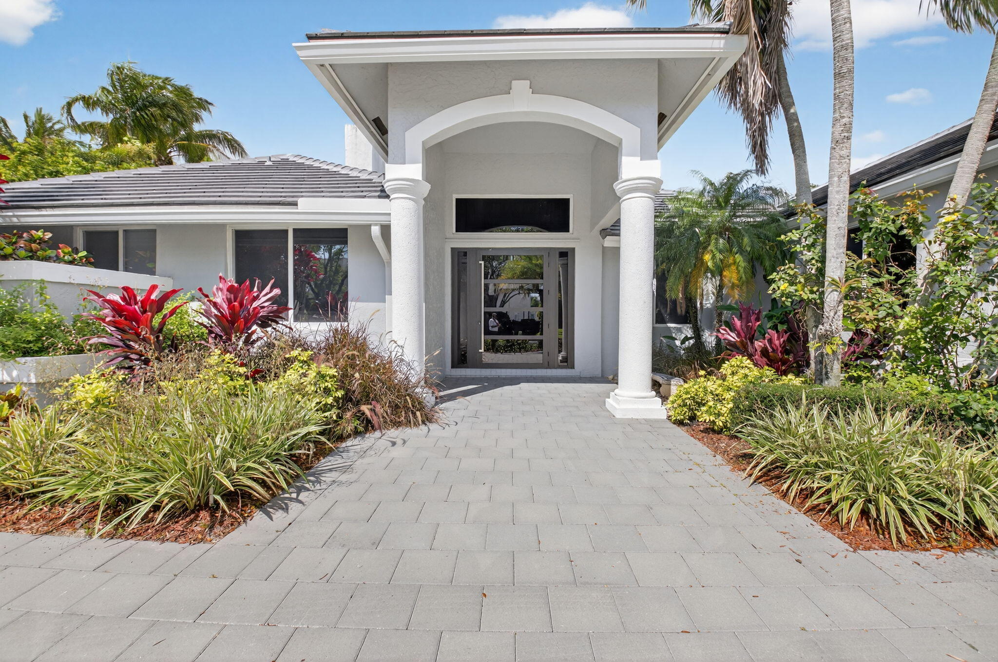 5761 Paddington Way Boca Raton, FL 33496 - Photo 4 of 102 4-web-or-mls-DSC_8485